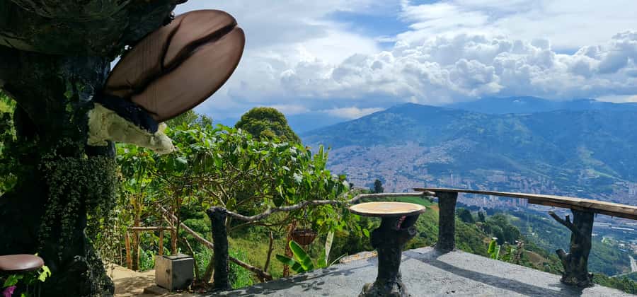 Medellin: Coffee Tour and Wellness Spa - Getting to Arví Park by Metro and cable car