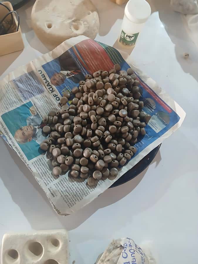 Nairobi: Beads Factory Tour with Pickup & Coffee - Learning what makes the beads special