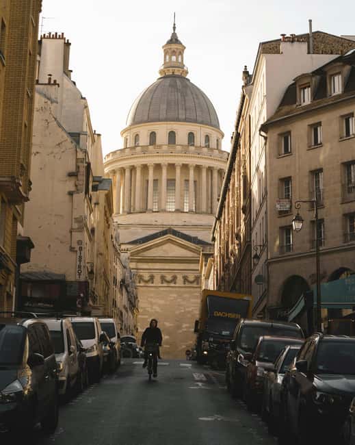 Paris Left Bank: Writers, Revolution, and Black Coffee - Meeting the guide beneath Charlemagne