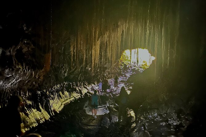 Private Big Island Tour: Coffee, Beaches, Volcanos, Waterfalls - A private way to see the Big Island in one day