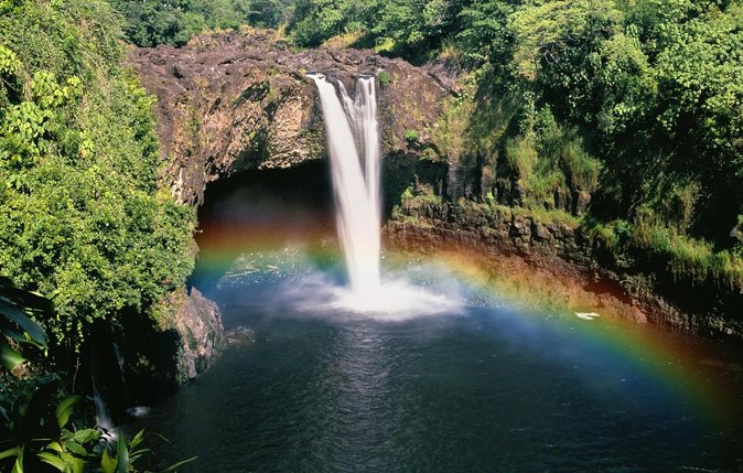Private Big Island Tour: Coffee, Beaches, Volcanos, Waterfalls - Punaluu Black Sand Beach and sea turtles