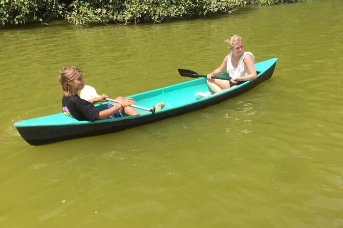 Private Canoeing, Cycling, Coffee and Hiking Tour in lake Duluti. - Morning canoeing on Lake Duluti