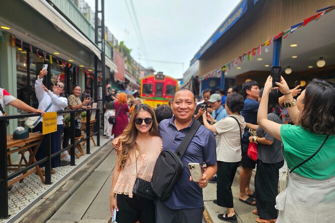Private Floating Market, Train Market and After Rain Cafe Tour - Why this Bangkok day trip works