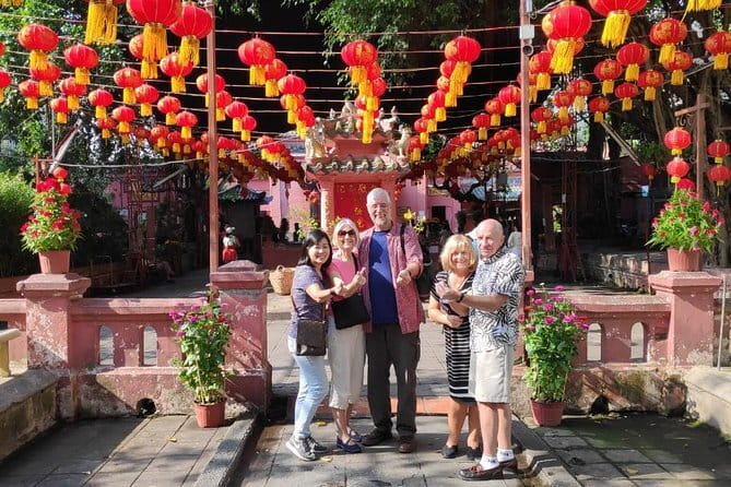 Private Ho Chi Minh City Tour from Port & Vietnamese Egg Coffee - Notre Dame Cathedral and the Central Post Office