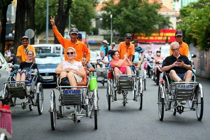 Private Ho Chi Minh City Tour from Port & Vietnamese Egg Coffee - Colonial Buildings, City Hall, and the Opera House