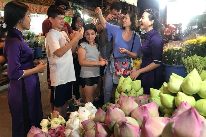 Private Ho Chi Minh City Tour from Port & Vietnamese Egg Coffee - Emperor Jade Pagoda and the City’s Religious Side