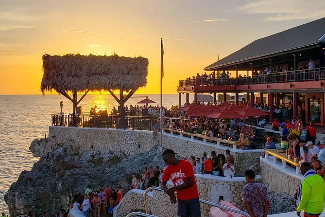 Private Seven Mile Beach and Rick’s Café Tour From Negril Hotels - Hotel pickup and the private ride