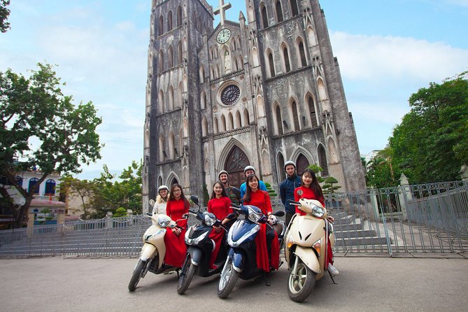 Private tour: Hanoi city tour-Van Phuc silk village with egg coffee, lunch - Saint Joseph’s Cathedral and the old French quarter