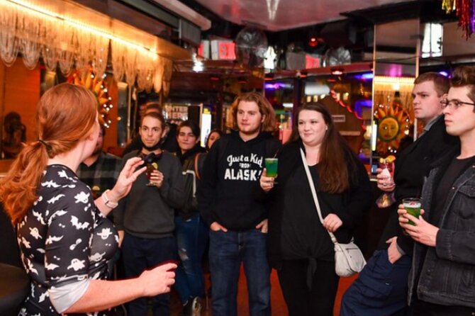 Roasted in Seattle: Bean to Cup Coffee Tour - The First Starbucks and a useful correction