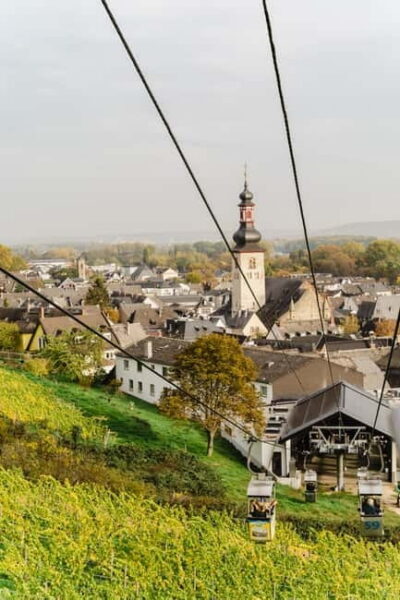 Rüdesheim: City tour with music, wine, and Rüdesheim coffee