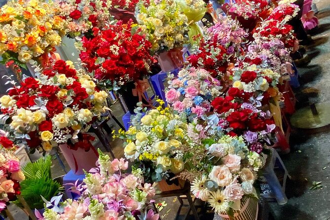 Sai Gon Special Coffee At Landmark 81 & Street Food tour - Ho Thi Ky Flower Market after dark