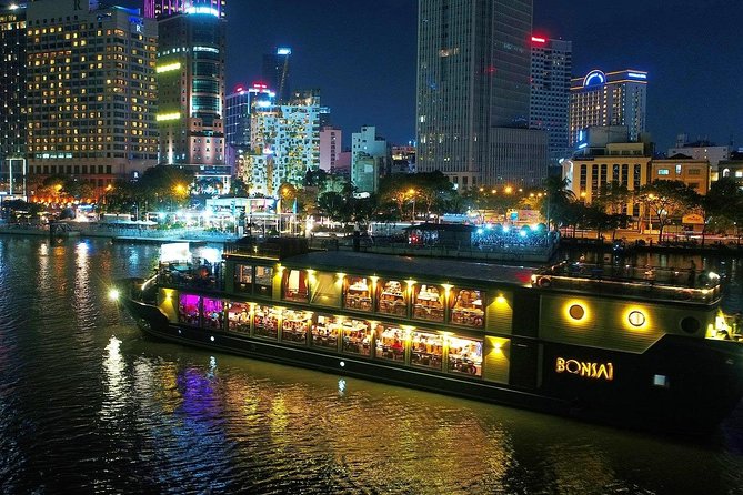 Saigon Special Night Coffee Landmark 81 & Food Tour - Guides, language, and the personal feel
