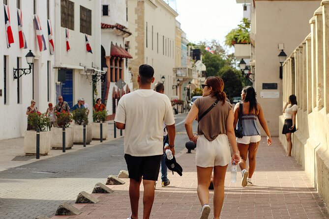 Santo Domingo Small Group Walking Tour: Beer and Specialty Coffee - Calle Las Damas and the Ozama Fortress area