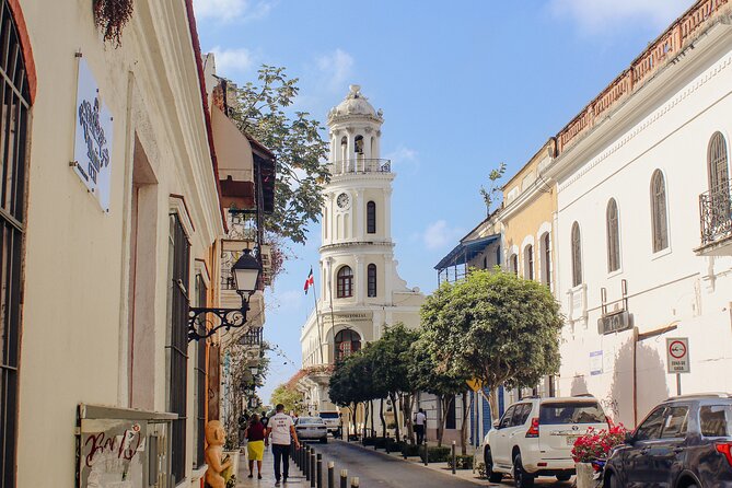 Santo Domingo Small Group Walking Tour: Beer and Specialty Coffee - Pantheon, sundial, and the Royal Houses Museum
