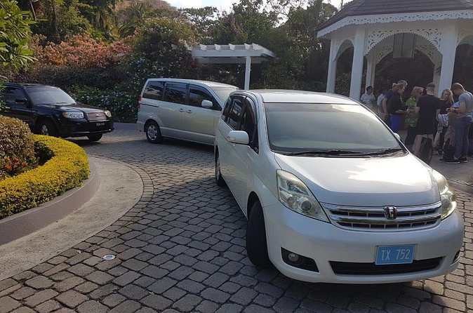 St. Lucia Airport Transfer (UVF) - Complimentary Coffee, Tea, Cold Beverages - The people behind the ride