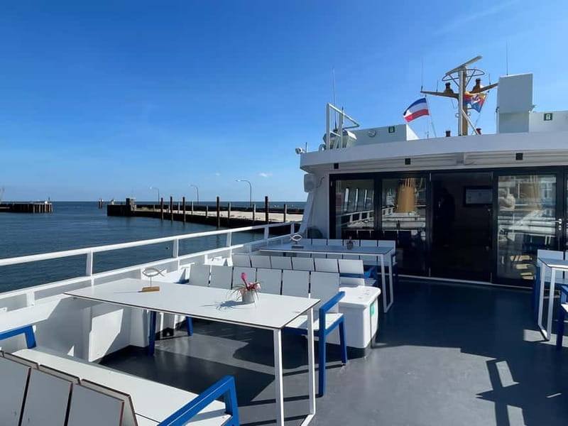 Sylt: Boat tour - afternoon cruise | coffee & cake available - Coffee, Cake, and the North Sea Air