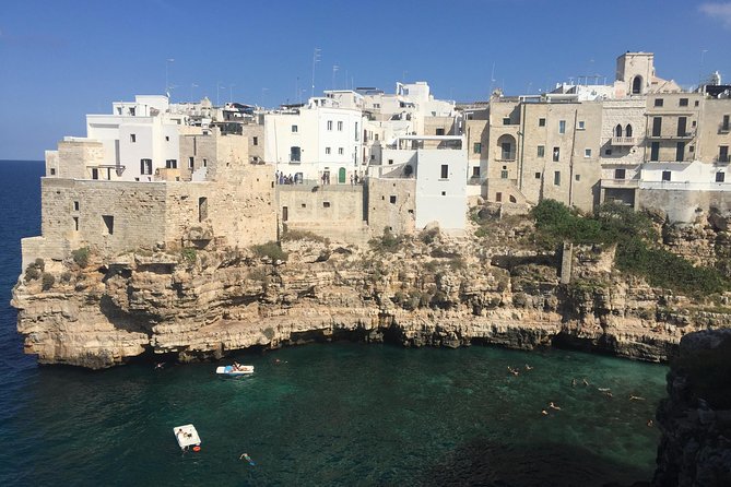 The Best of Polignano a Mare Walking Tour and Special Coffee Tasting - Starting beside Domenico Modugno’s statue