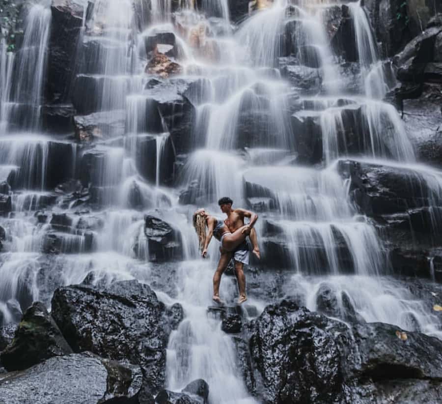 Ubud: Waterfall, Holy Water Temple,Swing&coffee plantation - What the driver adds to a private tour