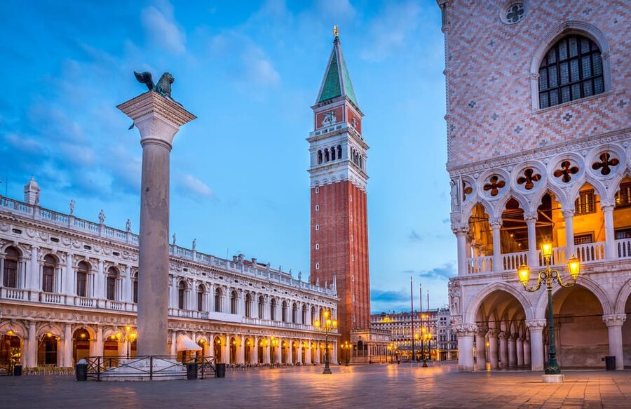 Venice Delights: Coffee & Food Experience Walking Tour - Why Venice is the right city for a coffee tour