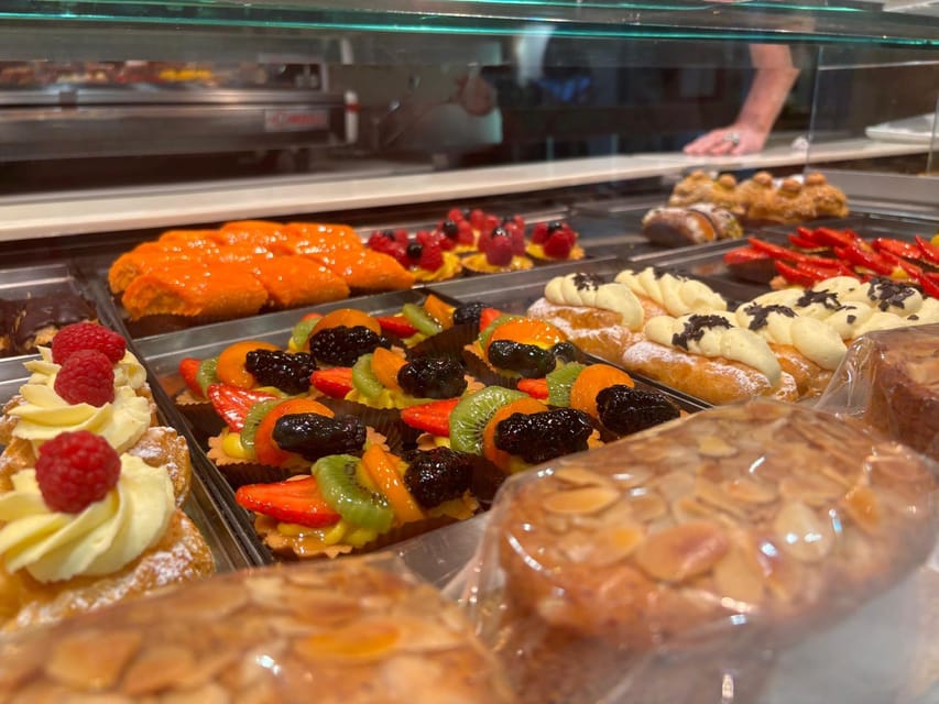 Venice Delights: Coffee & Food Experience Walking Tour - What Giorgia adds to the experience