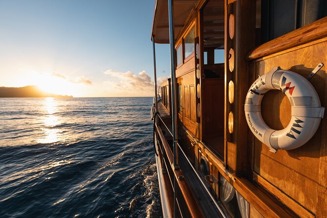 Vida Mia Morning Coffee Cruise - Coffee tastes better off Waikiki