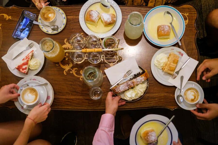 Vienna Coffee and Cake Tour: Sweets, Stories & Hidden Cafés - Coffee, cake, and the 4th district