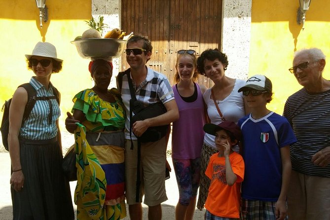 Walking Tour of Cartagena Including a Colombian Cup of Coffee - The old city, slavery, piracy, and the Inquisition