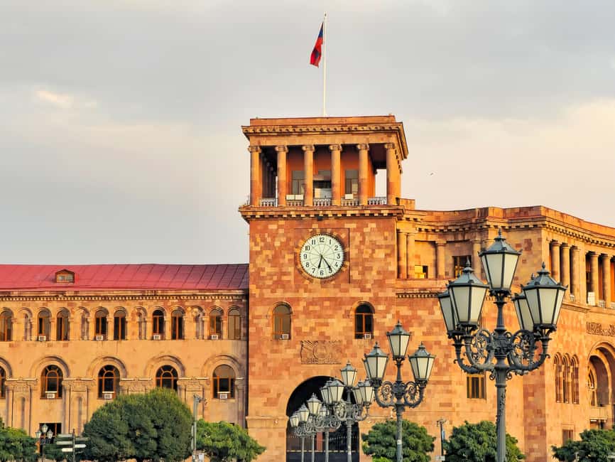 Yerevan: Private Coffee Tour with 2 Café Stops - Who should book this coffee walk?